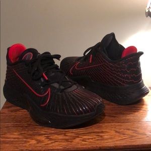 Nike Sneakers BB Nxt